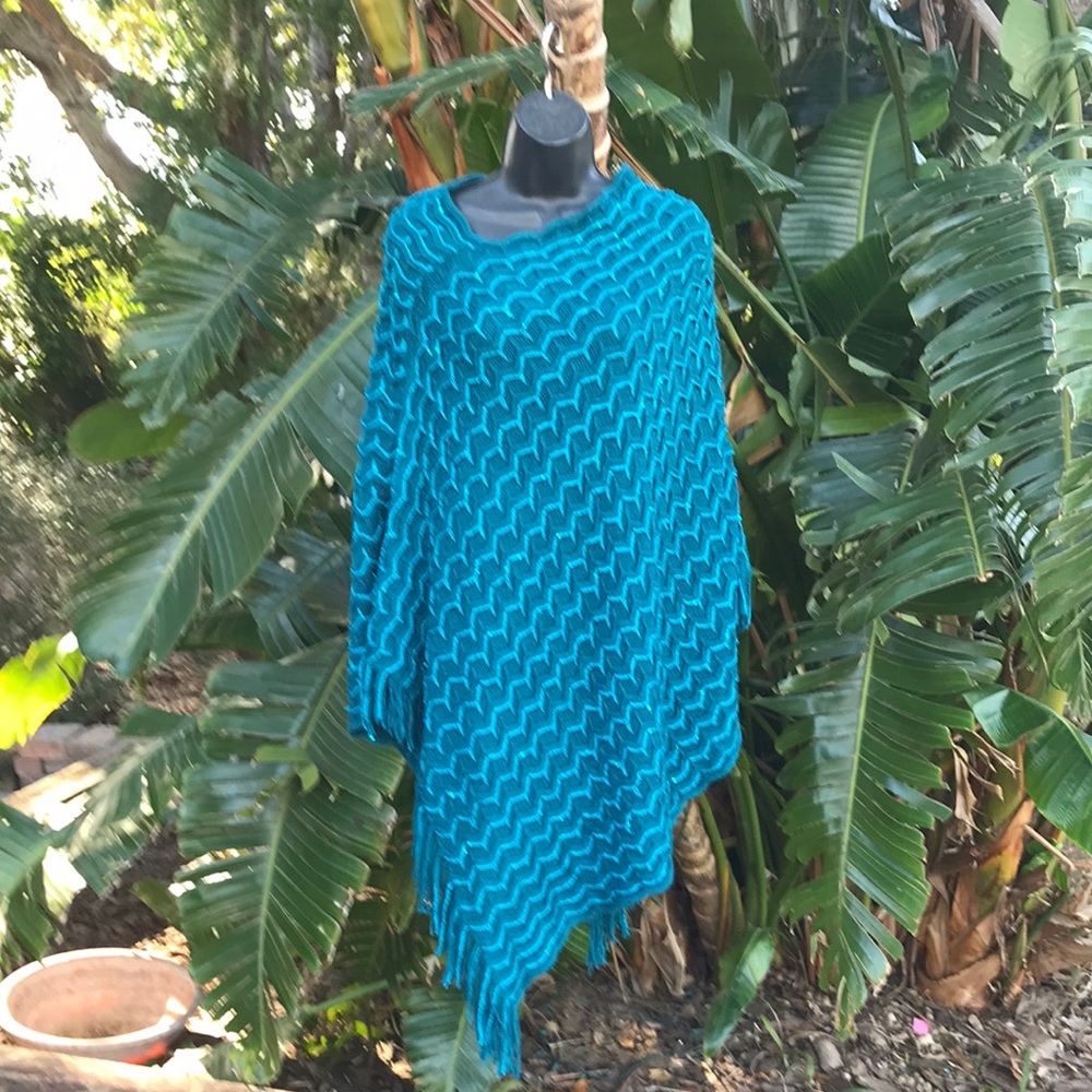 Silver parrot fringe shawl/poncho/Cape